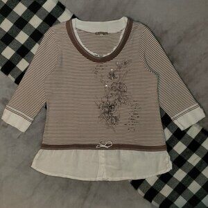 5 | Bagoraz | 3/4 Sleeve Floral Stripe Knit Fooler Blouse